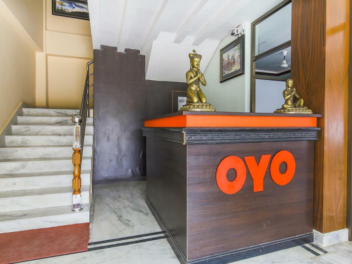 Oyo 315 Aadarsha Inn Рамміндей Екстер'єр фото