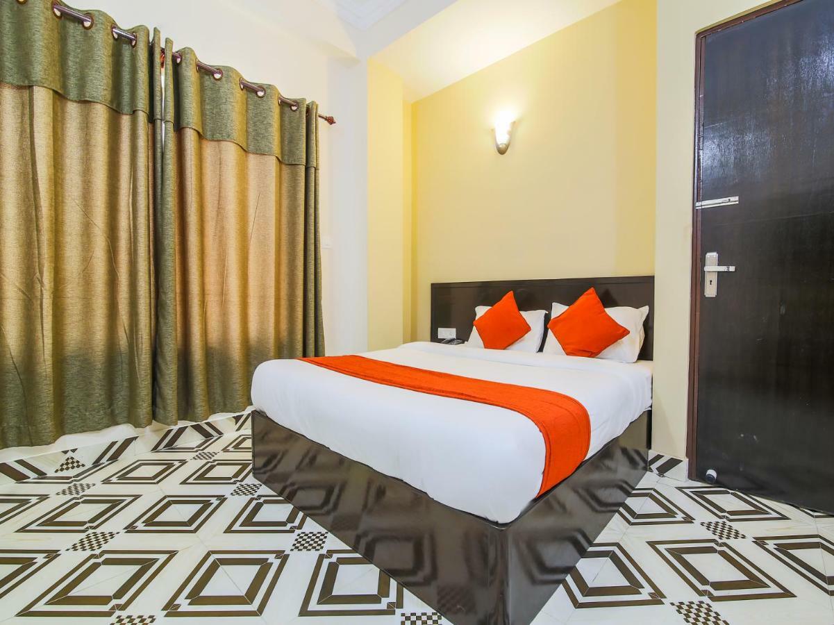 Oyo 315 Aadarsha Inn Рамміндей Екстер'єр фото
